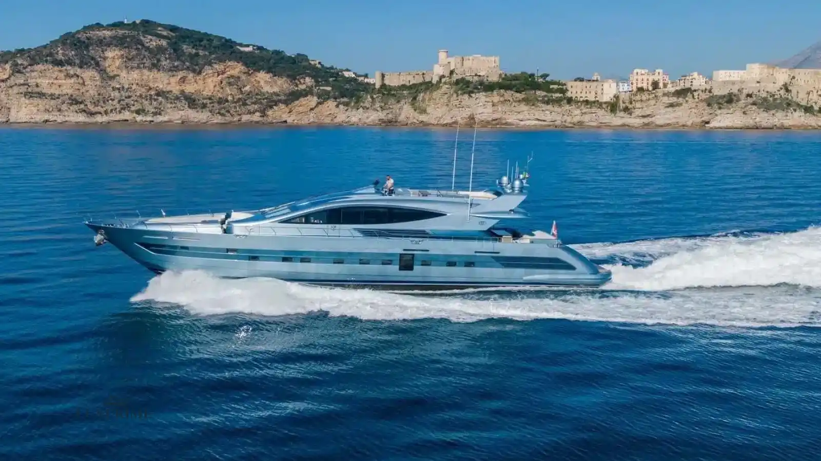 55 FIFTYFIVE Cerri 102 FlyingSport Yacht Charter