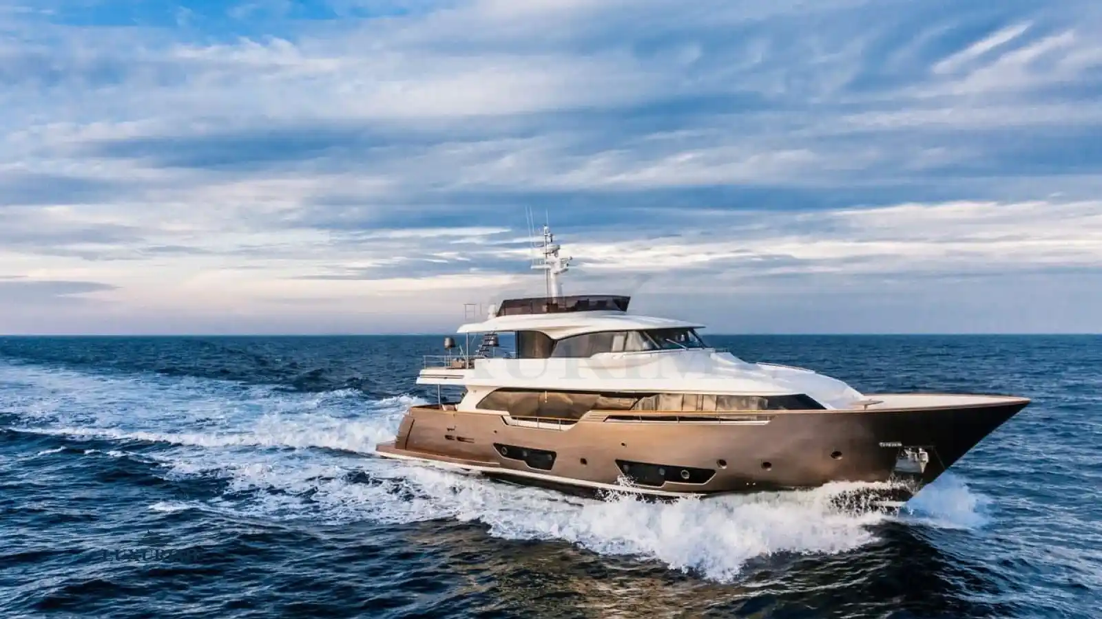 YVONNE Navetta 28 Yacht Charter