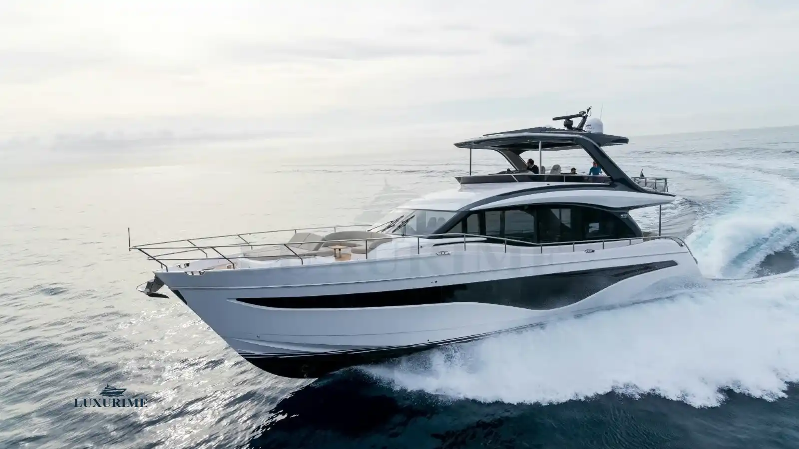 WILJIM V Princess Y72 Yacht Charter